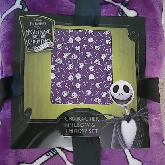 Jack Skellington fleece throw blanket - Picture 3 of 5